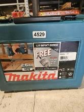 Makita 12v Impact Driver Includes Keyless Impact Chuck