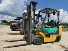 Komatsu 25 Warehouse Forklift